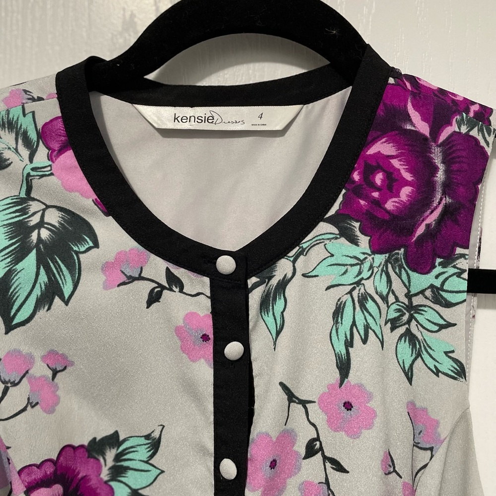 Kensie Floral Dress with Black Trim